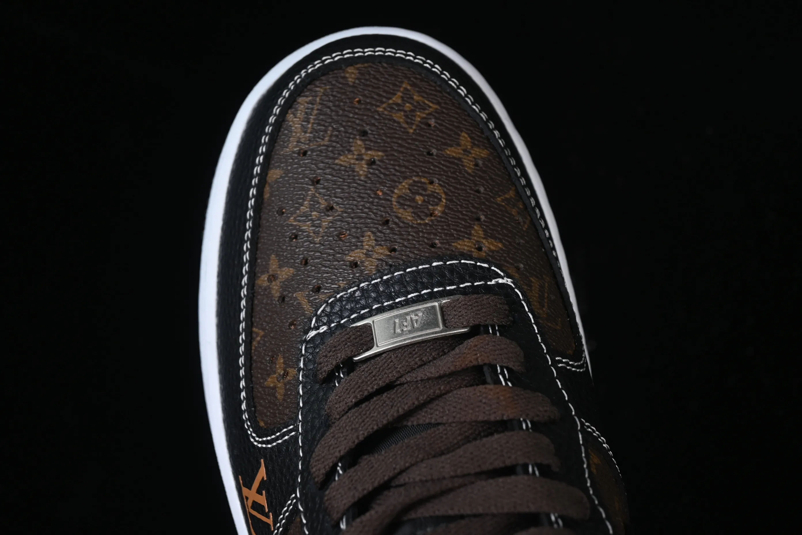 All categories Nk Air Force 1 Air Force series Nk Air Force 1 Low Air Force low-top Nike Air Force 1'07 Low LV joint classic black and brown Air Force 1 low-top casual sneakers CZ3986-002